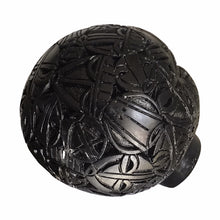 Load image into Gallery viewer, Behind The Looks by Nathalie Djakou Kassi